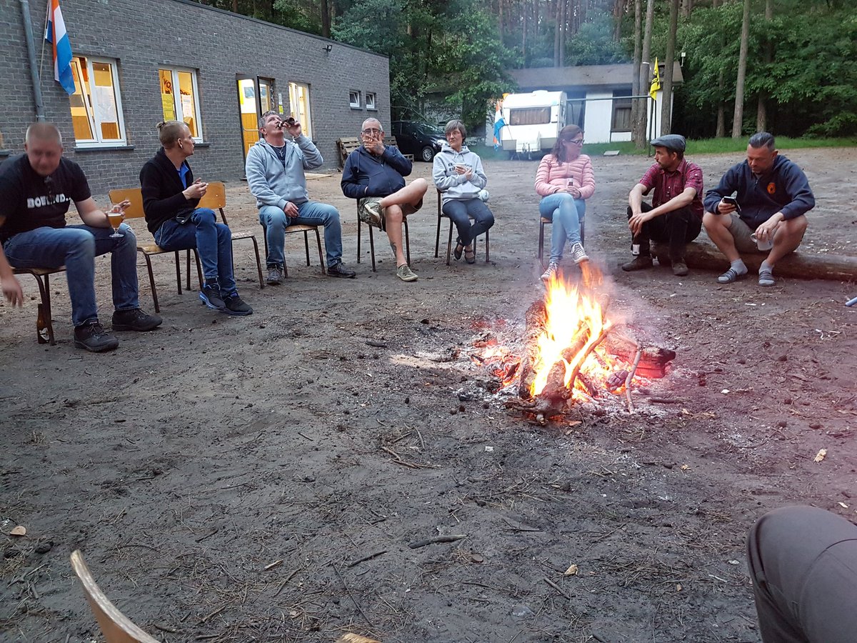 voorpost's tweet photo. Het #Pinksterkamp is begonnen! https://t.co/EoirrJHrqY