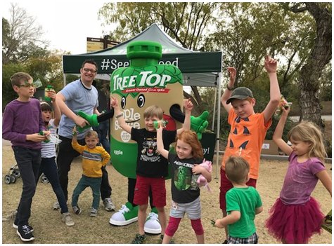 HHPZoo's tweet photo. Come to Happy Hollow Park & Zoo this weekend (May 19 & 20) and "Squeeze the Day" with @TreeTopInc as they give away free apple sauce pouches now in a clear, see-through pouch so you can see the goodness! #SeeTheGood #HHPZ https://t.co/etT6xm1Ax0