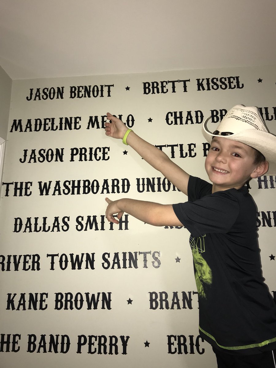 queensplace1's tweet photo. SOON! June 15! Anticipation builds! Get TIX don't miss out on THE CONCERT event to usher in summer! @washboardunion @JBenoitcountry and local Autumn Rae Carver hit the stage and rock our world! #liverpoolrocks #countrymusicrules Doors 6PM, Concert starts 730PM! @Ticketpro_Ca https://t.co/nhxWRug8YZ