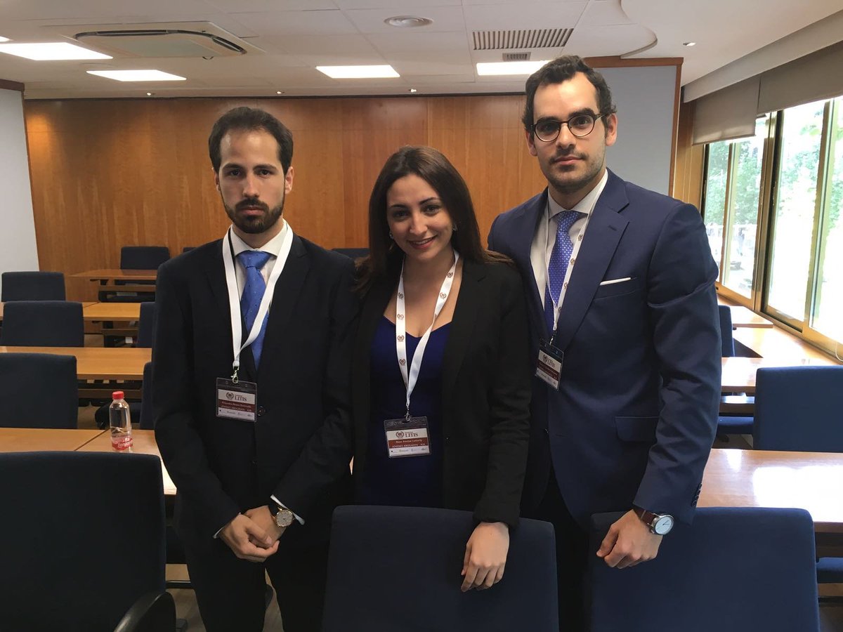 Es un auténtico placer representar a <a href="/AJA_Madrid/">AJA-Madrid</a>, en el Torneo de Debate Jurídico Iuventus Litis, organizado por FEDEJ, celebrado en el ICAM. Trabajo duro, pero muy satisfactorio. Máximo orgullo por estos fantásticos compañeros de equipo. @AJ_EscuderoM <a href="/NoorLamarty/">Noor A. Lamarty</a>