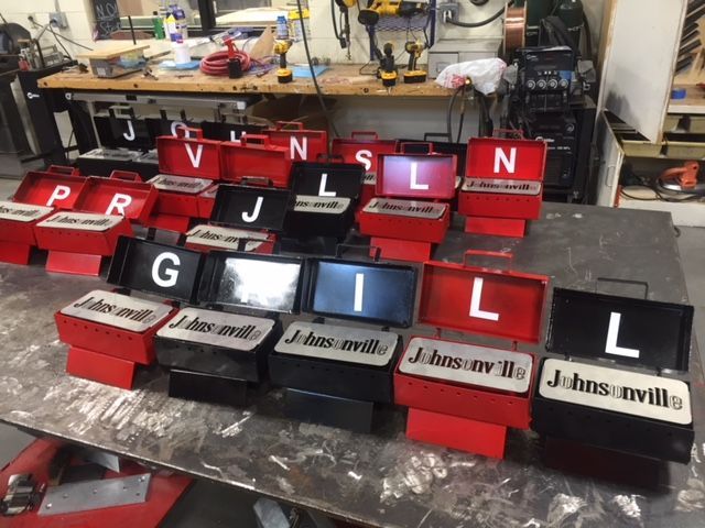 oostburgschools's tweet photo. The members of Project GRILL and Mini GRILL are thrilled to share their creation at tonight's big event!
Both teams' as well as many other schools' grills are on display tonight beginning at 4pm at the Wildwood Baseball Park in Sheboygan. https://t.co/AyVEyVknHk https://t.co/E7sDfhUdyX