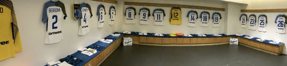 Privilege to be working with <a href="/ChelseaFC/">Chelsea FC</a> &amp; <a href="/Inter_en/">Inter ⭐⭐</a> Forever this week. Great crowd at Stamford Bridge to see two World Class legends teams go head to head and raise money for charity and celebrate Ray Wilkins. Proud. #cfc #interforever