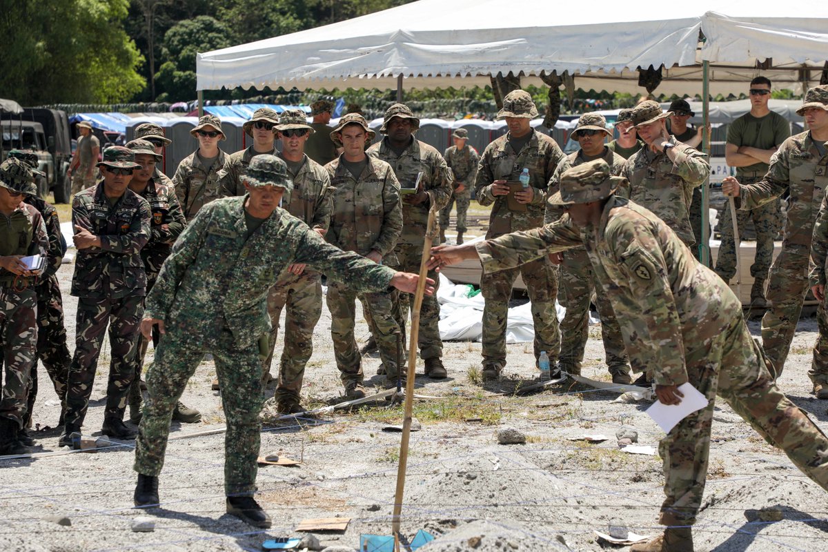 #TropicLightning Soldiers are continuing #ExerciseBalikatan with our Armed Forces of the Philippines partners. 

dvidshub.net/image/4392054/…