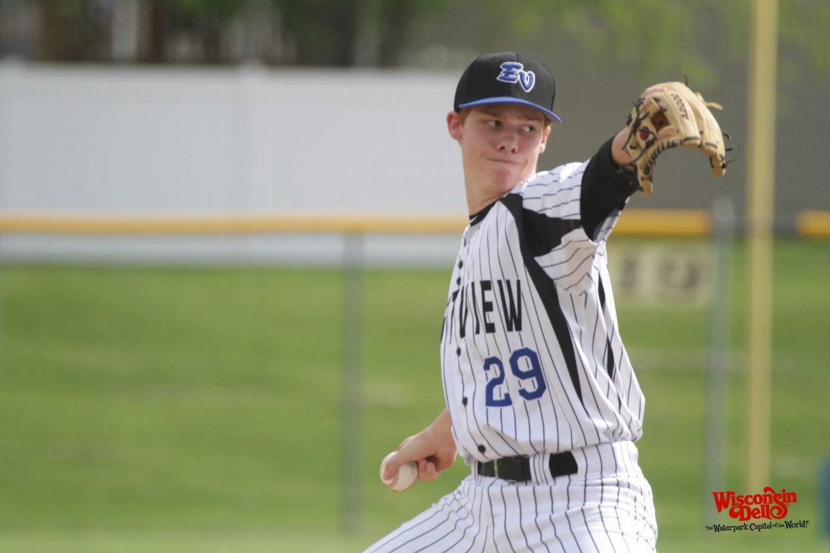 Lots of action in the Apple Valley vs Eastview JV baseball game! free photo downloads thanks to <a href="/wisdells/">Dai Ca</a> >> bit.ly/2wTKcIJ