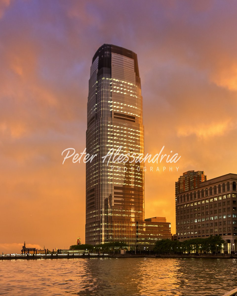 palessandria's tweet photo. @GoldmanSachs - Hudson Street Tower after Tuesday night's storm! Amazing! https://t.co/Tp65wOj0PL