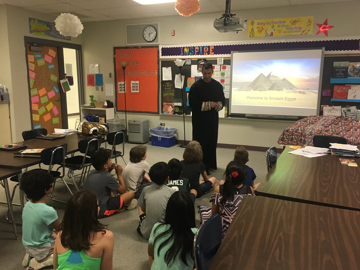graham204PA's tweet photo. Thx @allandavenport or King Tut for an awesome lesson on Ancient Egypt!#historycametolife #artifactsnotfrompierone #totalengagement https://t.co/tD9KT3CXgJ