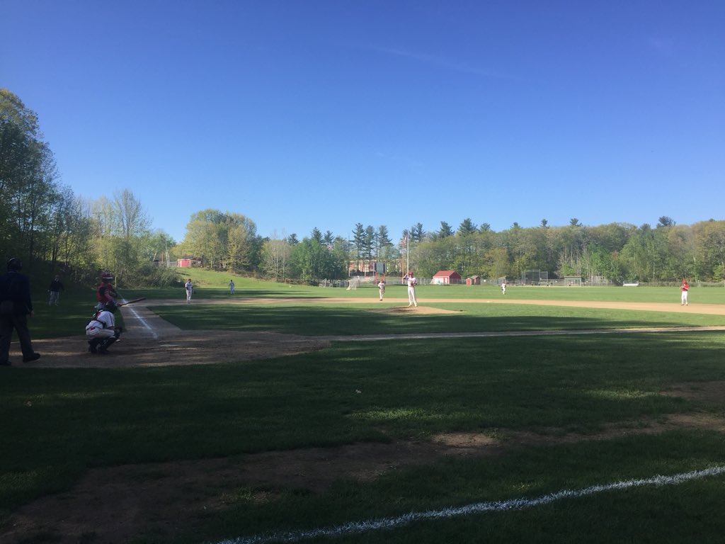 Scarborough JV baseball takes an early lead in the 1st inning over Sanford 5-0