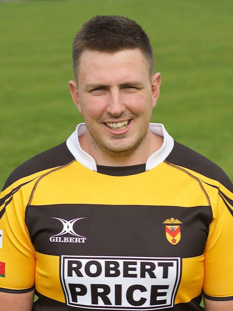 Presenting the award for the Players' Player of the Year is captain <a href="/RhysJenko_8/">Rhys Jenkins</a>. The winner in his first season at the club <a href="/joebartlett22/">Joseph Bartlett</a> 👏

#COTP #YmlaenCasnewydd