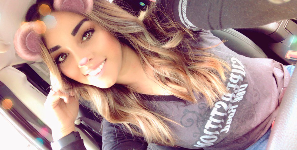 casspacheco__'s tweet image. 💁🏼‍♀️💁🏼‍♀️💁🏼‍♀️💁🏼‍♀️ #secondsession