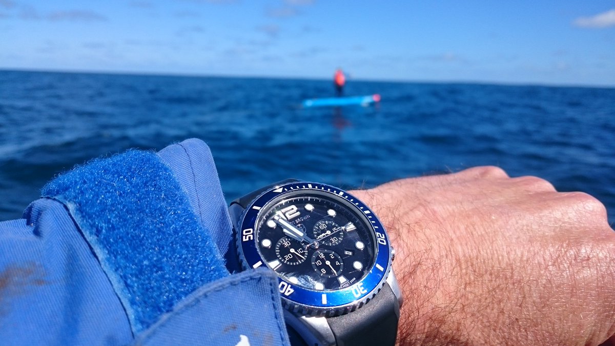 FastboatScilly's tweet image. Bit of time keeping for Celtic Crossing SUP Scilly to Sennen using @EBwatches challenging conditions for @pjsimmons131 on @starboardsup