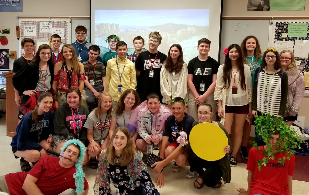 KutzWorld142's tweet photo. #AMND2018
Act V  #triadproud https://t.co/usicRABlad