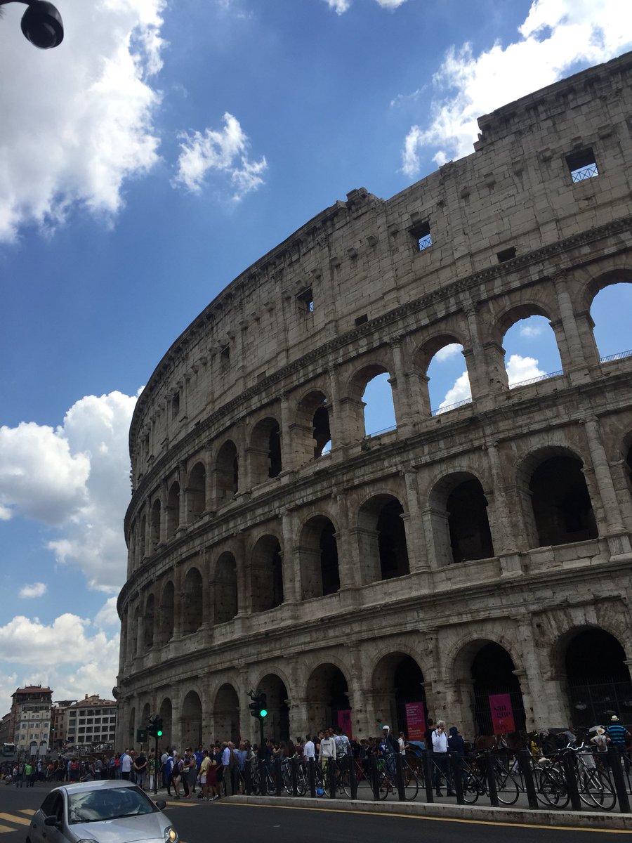 SlowLifeTtokyo's tweet photo. ローマに来てます。
#roma #ローマ #italy #イタリア https://t.co/3EwS0SNBk3