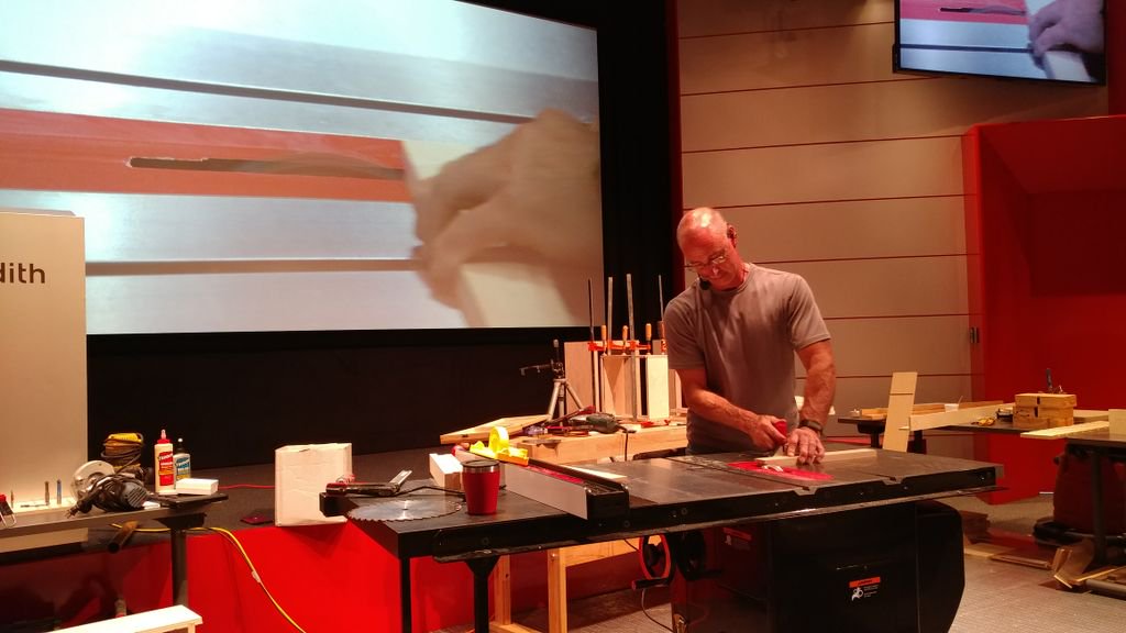 WoodwrkrsSource's tweet photo. Mark is out repping us at #weekendwithwood to show some great tips for finishing wood. Never a bad time to learn more woodworking skills from Gary Rogowski and George Vondriska. Have fun making sawdust this weekend guys! #woodmagazine #woodworkerssource https://t.co/CcQBz9nYsx