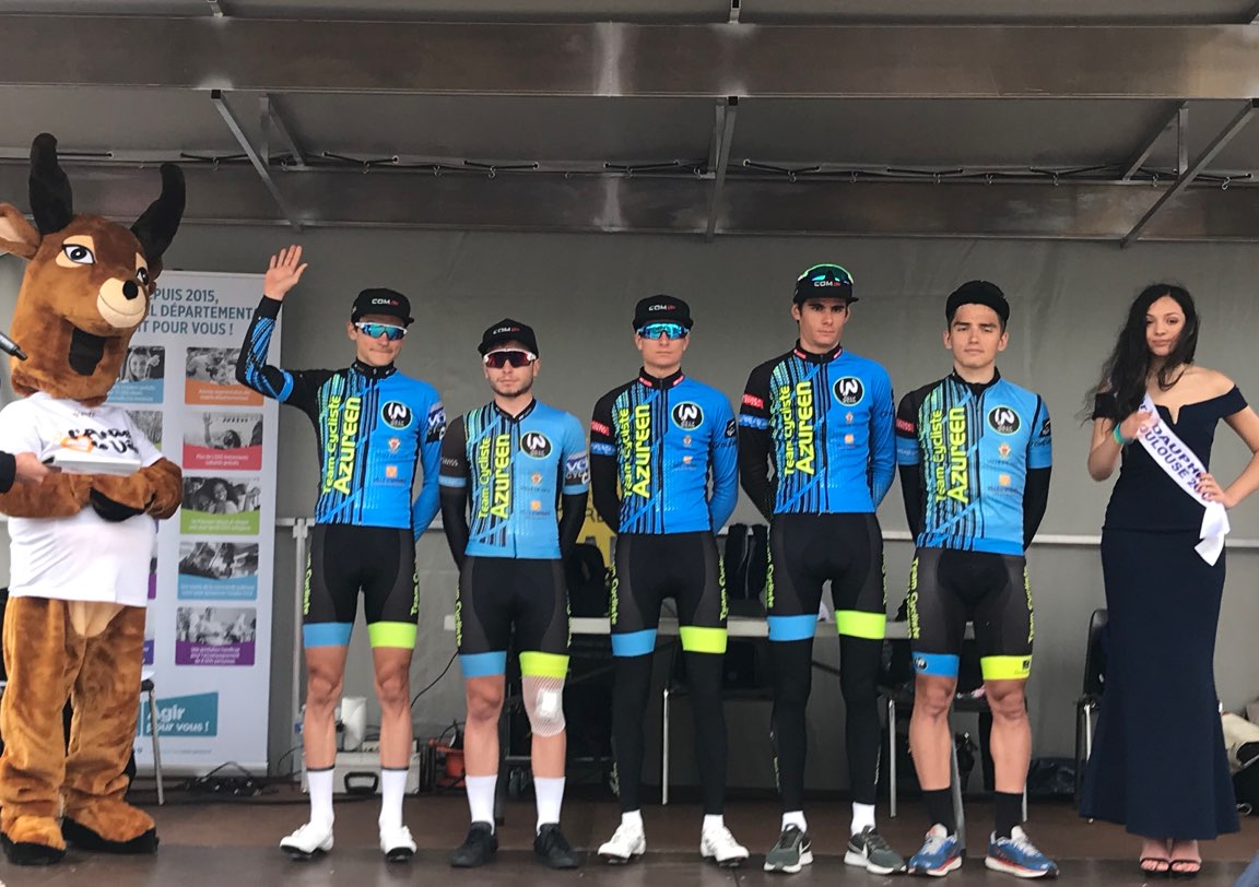 TeamCyclisteAzureen tweet media