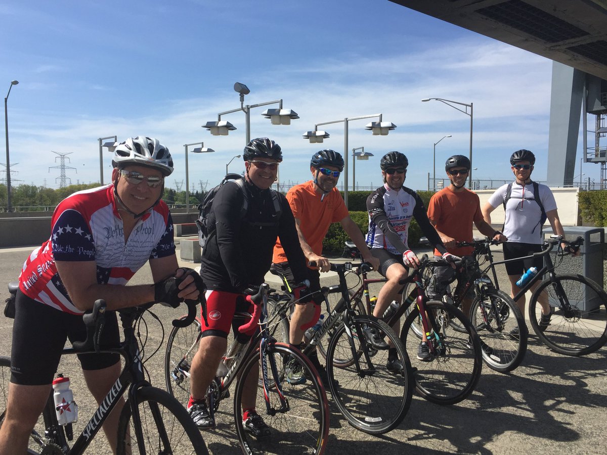 NYPAenergy's tweet photo. Thank you to all the NYPA staff that participated in #GreenYourCommuteDay today and doing your part to make New York State a little bit greener. #GYCD2018 https://t.co/ZcqDM5W4Sz