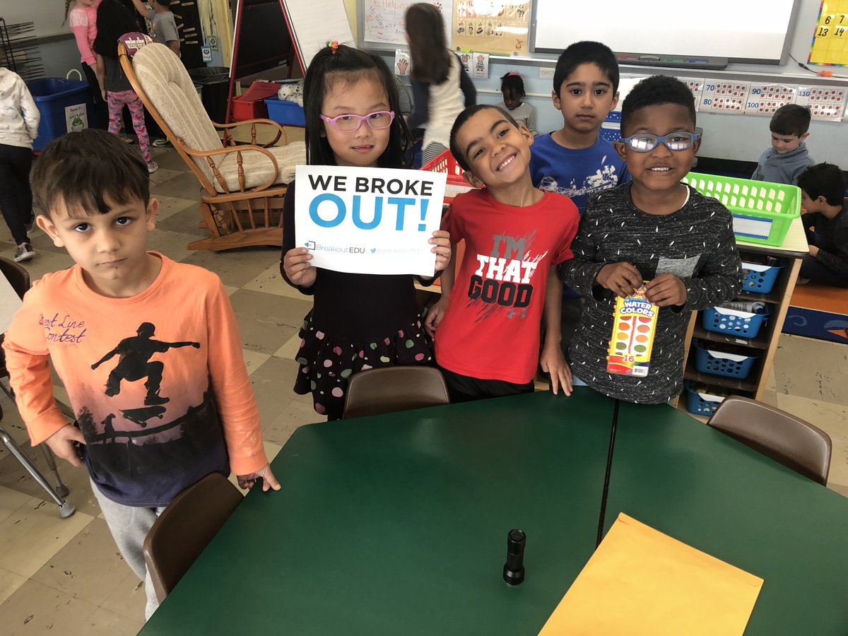 JamieHulbig's tweet photo. All groups Broke Out!!! So much fun working on shapes with these @west_wildcats kindergarteners! @StoughtonPS @eileen_sprague @breakoutEDU https://t.co/zI7c9vLIMr
