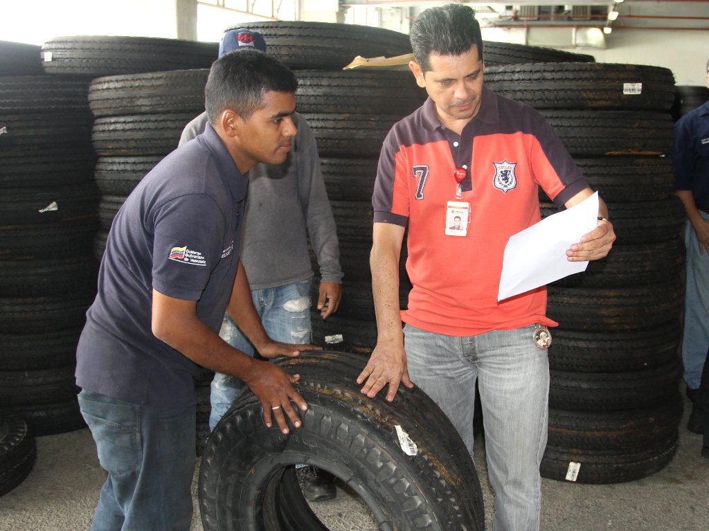 GanóVenezuela - Venezuela un estado fallido ? - Página 27 DdgoB5aWAAU_rXe