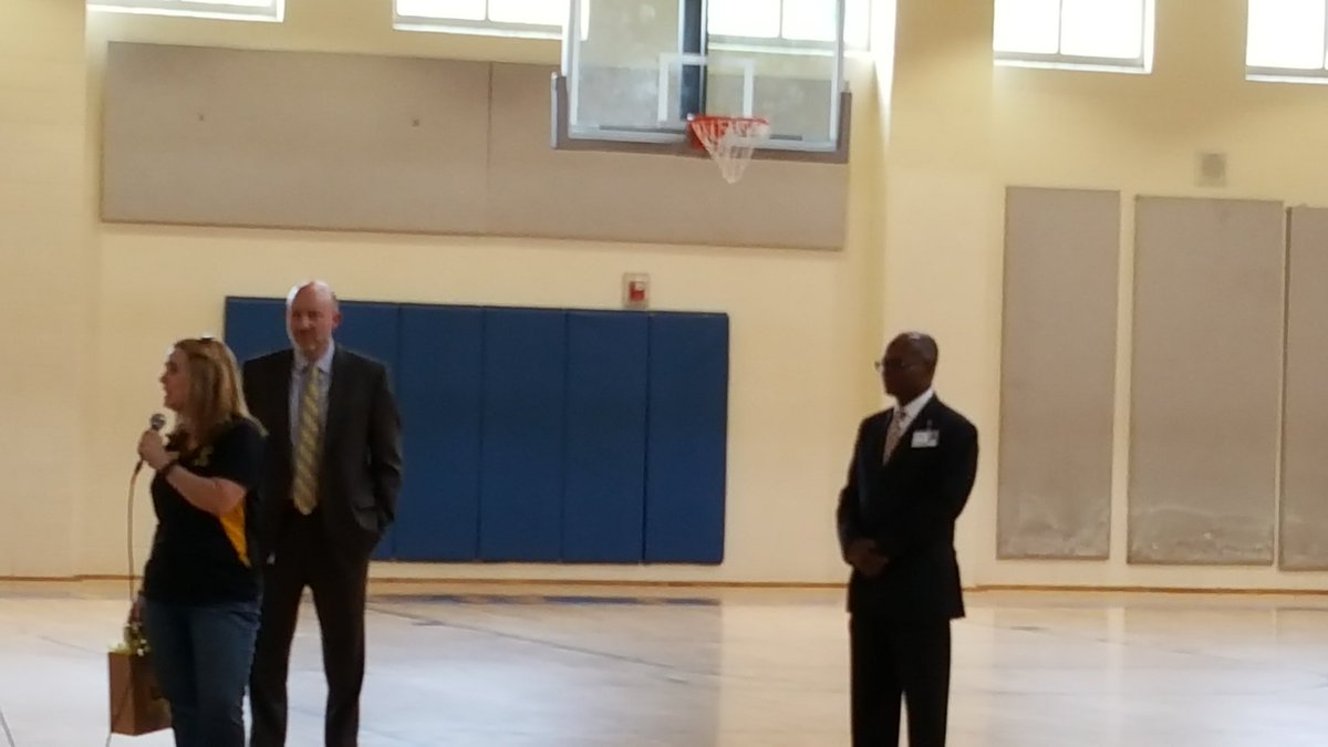 Ana Maria Peterson tweet media