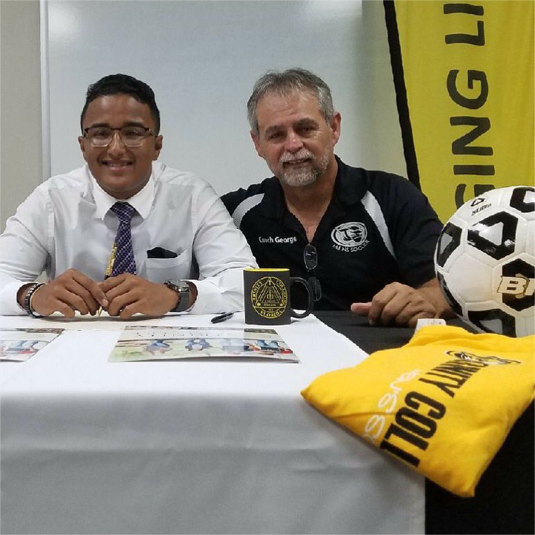 CmsoccerTrinity's tweet photo. Trinity Soccer Men’s Soccer welcomes Alejandro Escalera to the class of 2018-2019! #TrinityFlMenssoccer https://t.co/nodNs1Ai1j