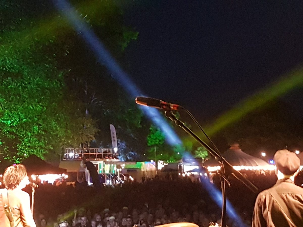 texastheband's tweet image. Great night #pubinthepark