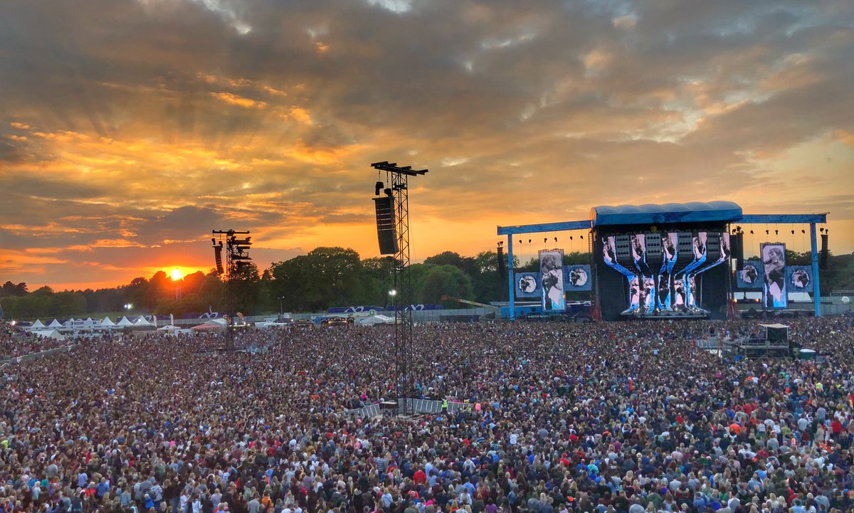 What a view!!
#EdSheeran #dublin #phoenixpark #concert