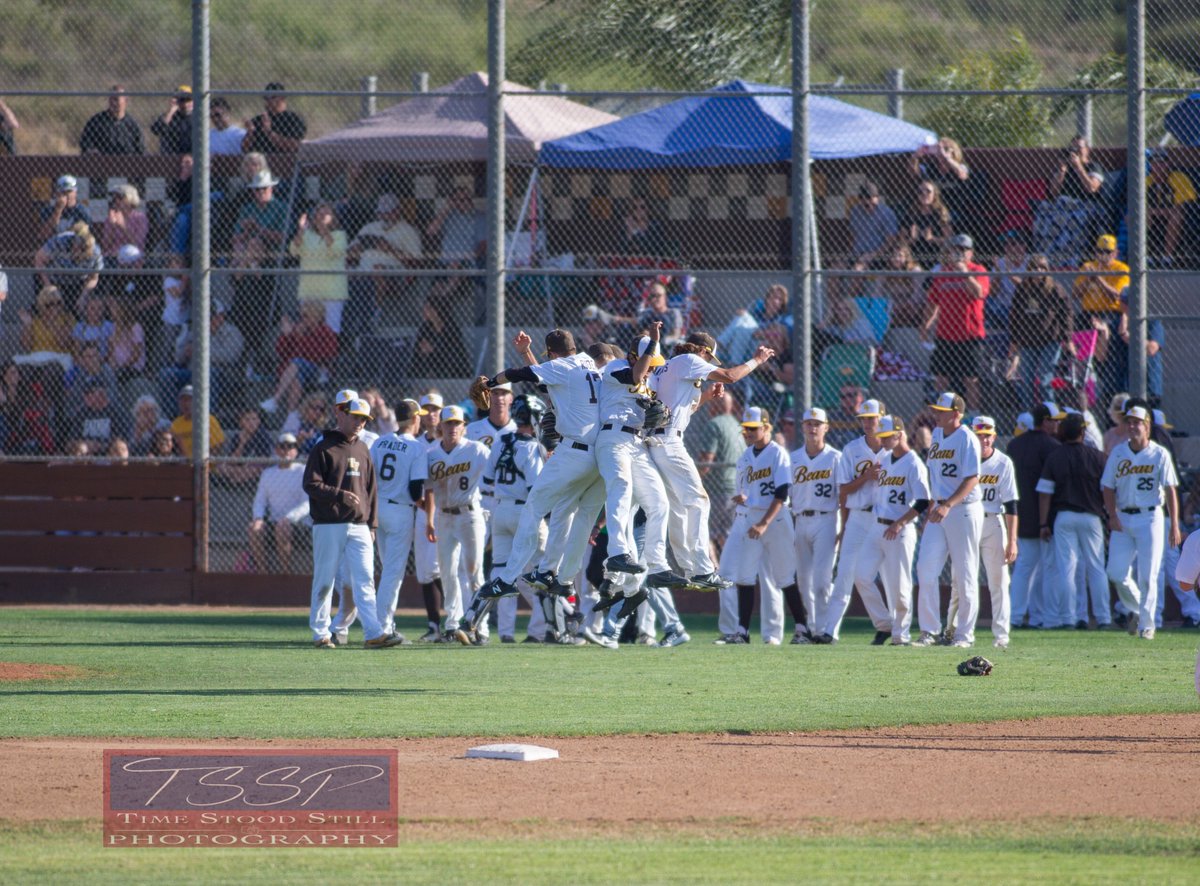 TimeStoodStillP's tweet photo. @tvbearsbaseball @IESPORTSNEWS @v_n_sports @LesLukach @Big6Sw @SWL_Athletics @Inland_Sports @PEcom_preps I got that shot too, from the football field 😀 https://t.co/zJsCnVbhaM