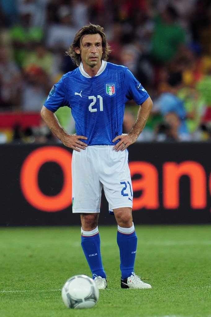 Happy birthday Andrea Pirlo(born 19.5.1979) 