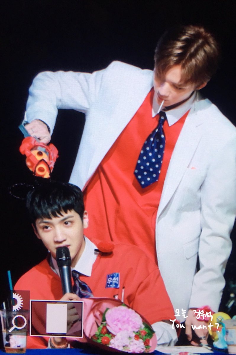 yanseokarchive's tweet photo. 💌 180518 {preview} 💌
cr. MFALL0131 💕

#펜타곤 #옌안 #우석 #PENTAGON #WOOSEOK #YANAN #WOOYAN #YANSEOK
#pockypocky https://t.co/1F4hLG2Z7W