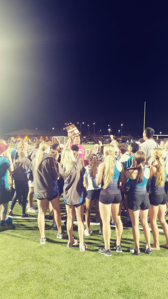 Tyler <a href="/Chaffee927/">Chaff</a> leading the team breakdown after the boys <a href="/blazerstf/">GE BLAZERS T&F/XC FAMILY</a> regional championship! #leader