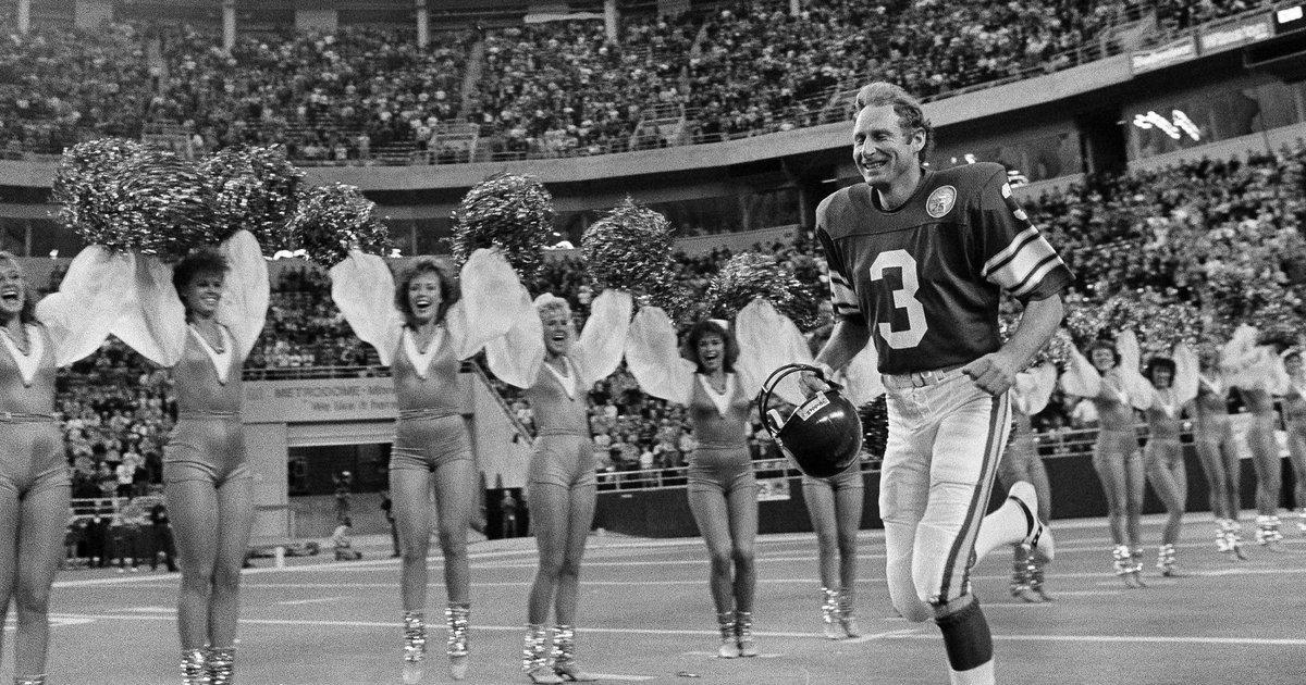 The #Vikings ties run deep for former K Jan Stenerud.   📰: mnvkn.gs/8pB2LX https://t.co/dxY2QIEw9L