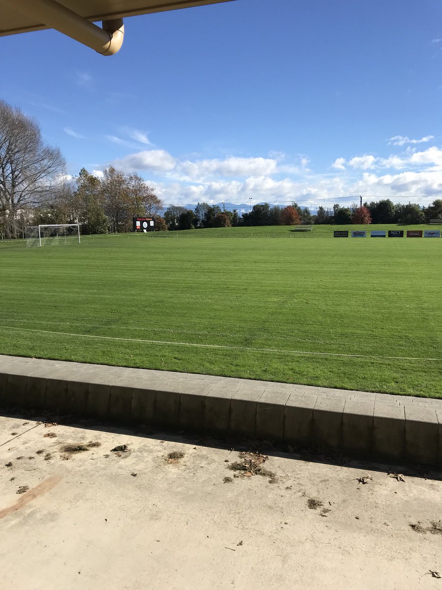 SUFC_Stallion's tweet photo. The Stallions less than 30 minutes away from KO. Live feed here to follow. #todaystheday #upthestallions https://t.co/NopCzQwKHG