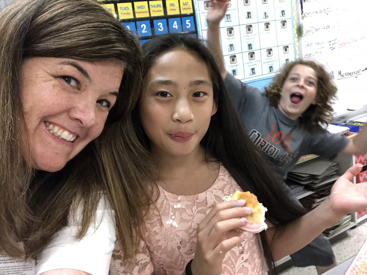 PowerMom73's tweet photo. Celebrating a Ss Bday and another #epic week of learning. We are ready! https://t.co/sHaWvwM0vp
