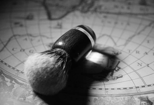 essentiabrushes's tweet image. Essentia bog oak and water resin in the bottom
#shavingbrush #bogoak #fossilwood #oak #badgershavingbrush  #italianartisan #querciafossile #wetshaving #shavelikeyourgrandpa #shavemac #boroda #italianstories  #luxurylife #italiandesigner #italiandesign #italiandesigninstitute…