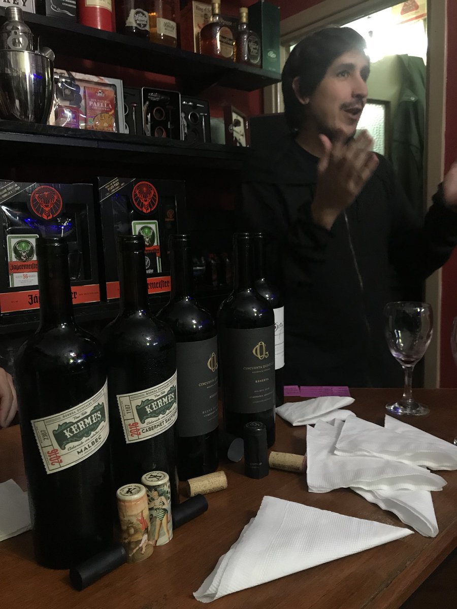 ChinChinSRL's tweet photo. Noche de Degustación 🍷 https://t.co/GQ0HWQxHu4
