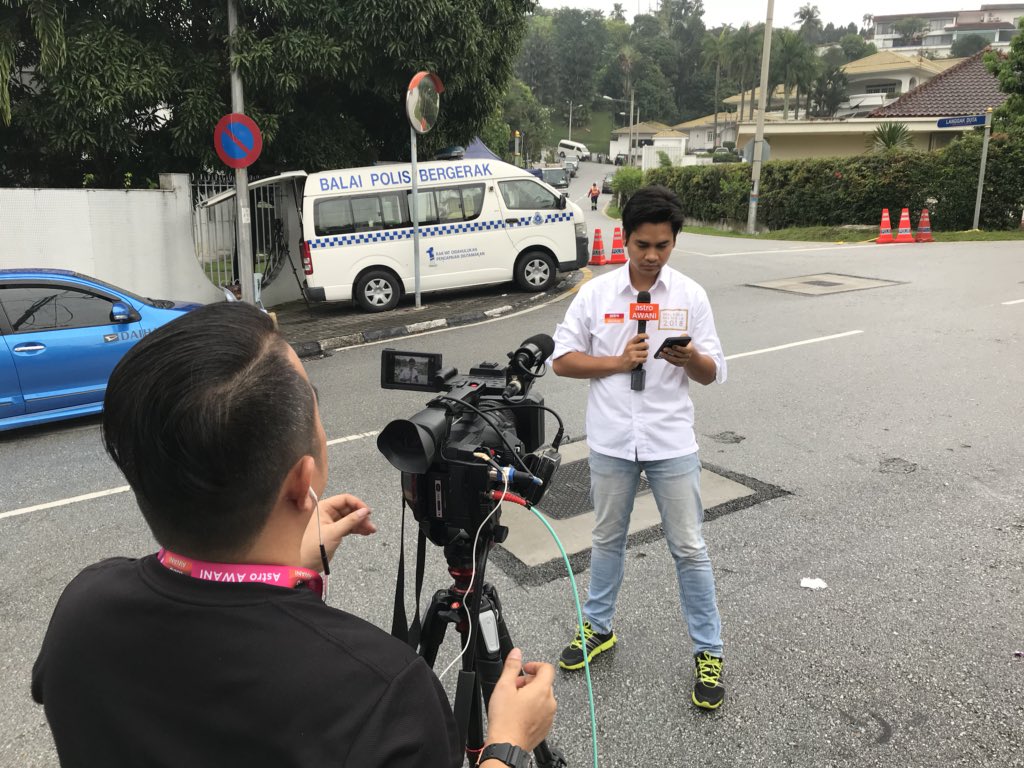 HilalAzmi on Twitter: "8:03AM Hanya lori @alamfloramynew 