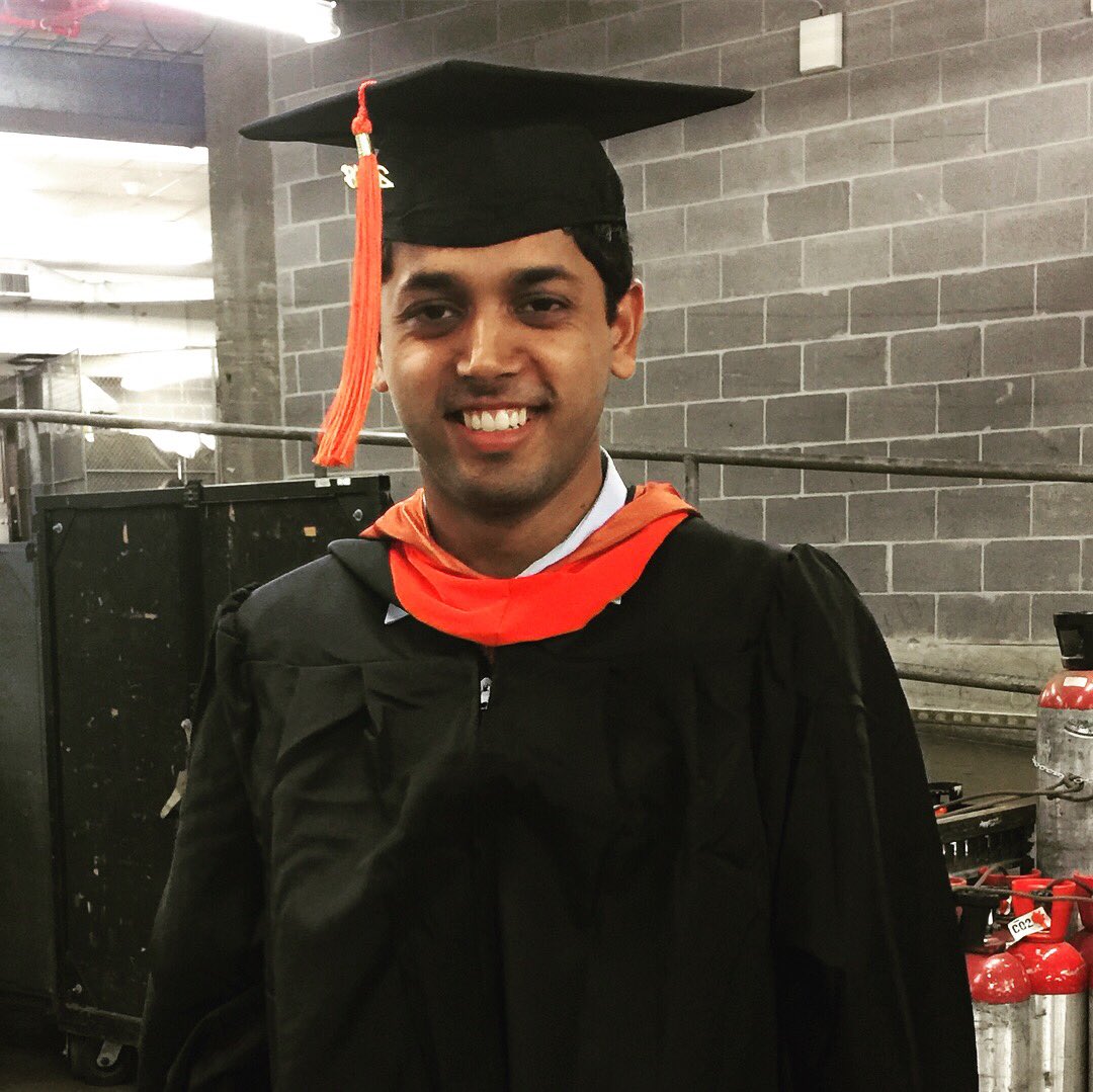 UTAerospace's tweet image. Congratulations #Classof2018 - y’all made it and we can’t wait to see what you do next! #hookem #cockrellgrad18 #utgrad18 👨‍🎓👩‍🎓🤘