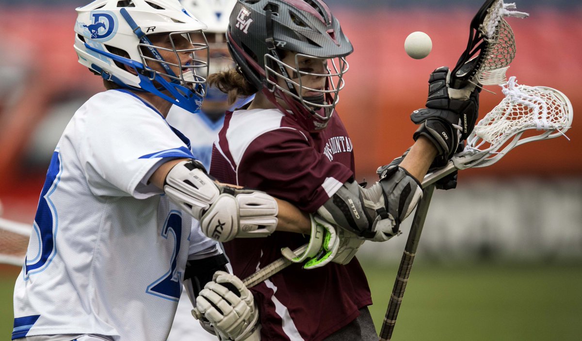 chhunsun's tweet photo. The @CMTNAthletics-@Dawson_School boys' lacrosse game has resumed. Dawson leads 2-0 heading into the second period of the @CHSAA Class 4A state title game. @gazettepreps #copreps (Photo by @cogrizzly) https://t.co/xMAVJWXZ9i