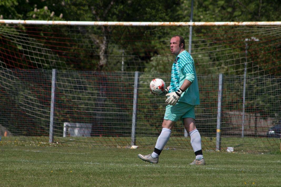Happy birthday to our big goalkeeper <a href="/Geady1990/">Neil McGeady</a> hope you enjoy your last day of your holiday from everyone at accies have a good one 🐴🐴🐴