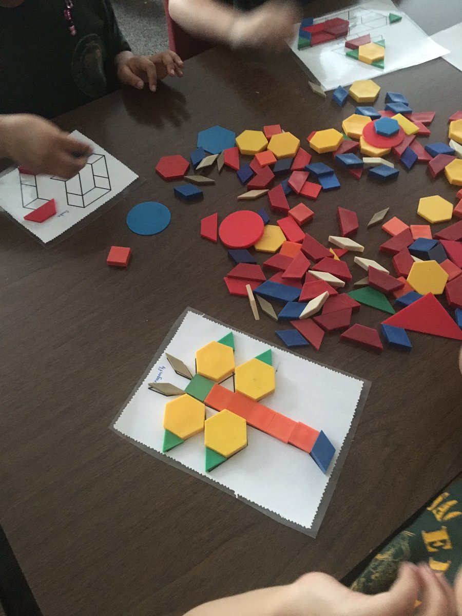 Buthania11's tweet photo. @SHGSYonkers The first grades class are creating  composite shapes from two-dimensional shapes. https://t.co/0gq3qrTkkG