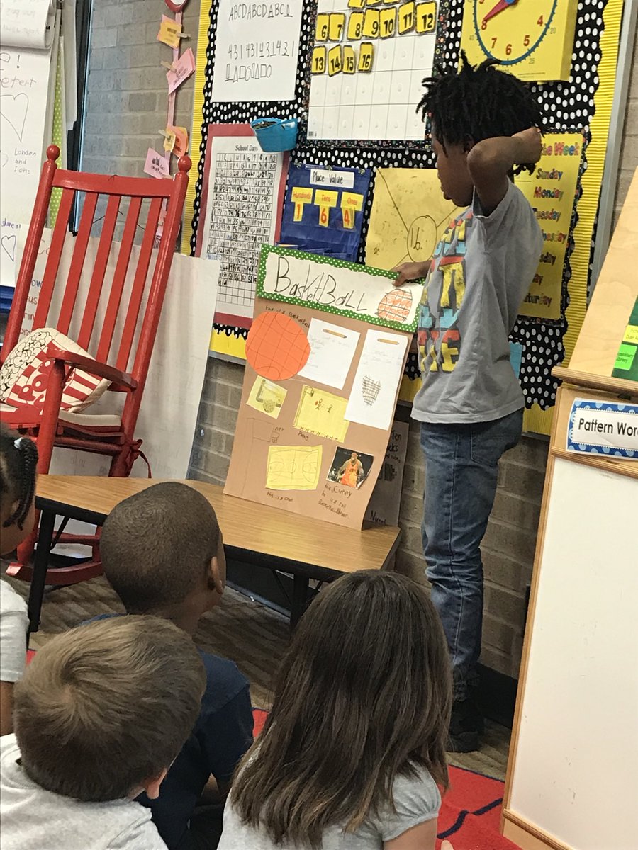 MrsSandiferLES's tweet photo. It was so great seeing @MissRileyles researchers present their expert projects! They did awesome teaching us all they knew about their topic. #myoldkinderbabies #growingresearchers #ThisIsLeaphart #waytogoMrsScott @LeaphartElem @LexRich5Schools https://t.co/wVSV60jrMp