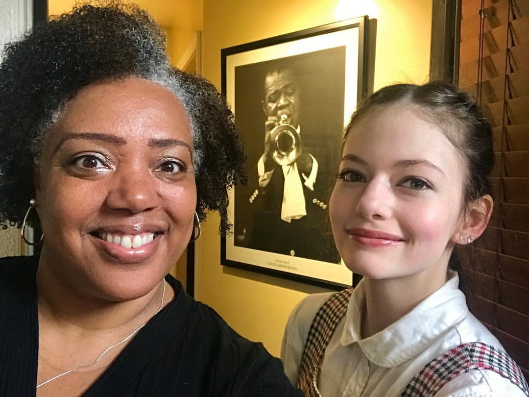 Mackenzie_ChFoy's tweet photo. @mackenziefoy Always lovely to see you😘🎈🌻‍♀️♀️🎤🎧💕#ctcvo @ctcvo https://t.co/UBZ424OC5W