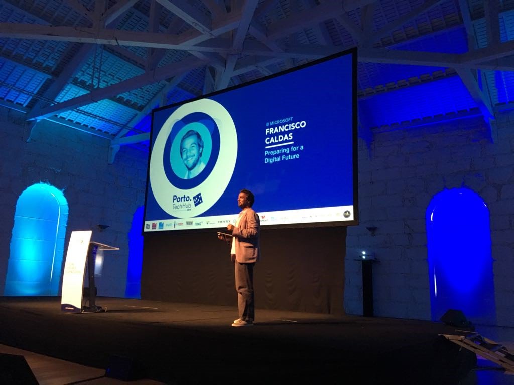 f__caldas's tweet photo. Ending off the week with a bang at the @PortoTechHub ! A privilege to participate in the conference and congrats for a great event. Compelling content and great way to connect people and tech trends.
Bring on the weekend!
#PTH18 https://t.co/HCNMXNmxH2 https://t.co/kGwxzRa88b