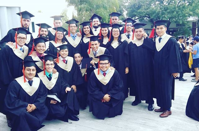 clasesJsh's tweet photo. #SoyFitec // #GradUM18 // #ViveUM https://t.co/9MXE06aICu https://t.co/HZLxMHO9Yh