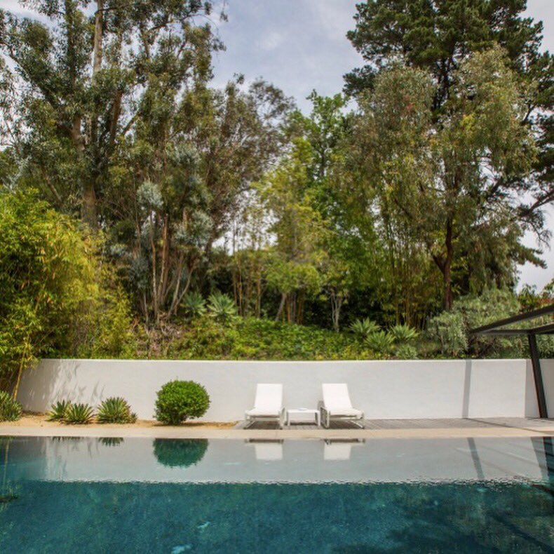 uscout_com's tweet image. This Los Angeles Case Study House is now available through Uscout. Email for more information #Uscout #locations #photography #filming