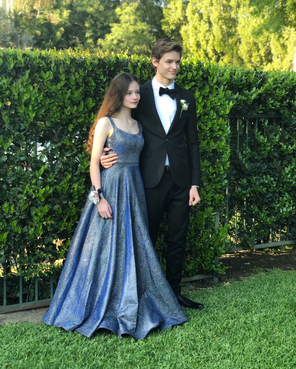 Mackenzie_ChFoy's tweet photo. @mackenziefoy and #maxwellkazakoff ♡ https://t.co/pf3IixvXUq