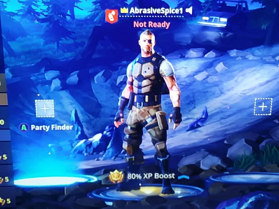 Noughtpointfou1's tweet photo. We playing fortnite look my gamer tag up on xbox AbrasiveSpice1. https://t.co/Btj0OeqWu0
