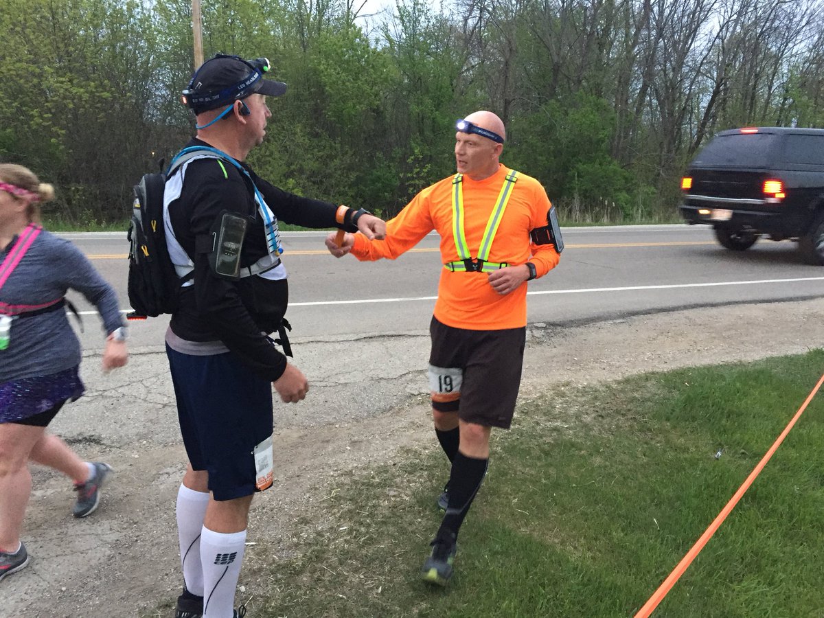 configurerun's tweet photo. Getting dark, but still running!  Exchange at leg 15! https://t.co/Qydcrs5BAf