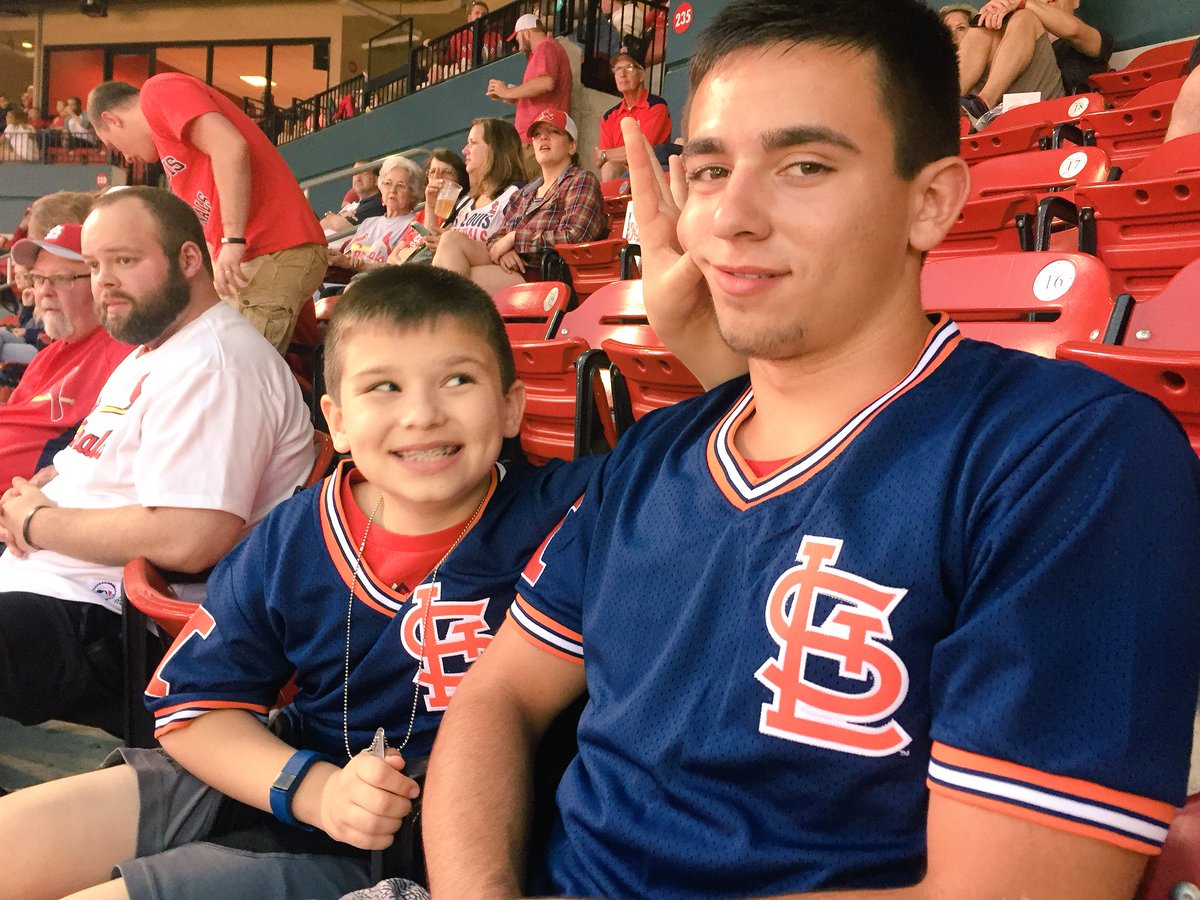 broncosmom46's tweet photo. A wet night for baseball!! These 2 don’t seem to mind though. #CardinalNation #Illini #RG46 https://t.co/1atgmz3BWK