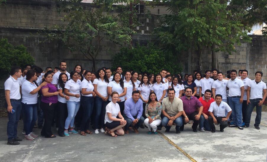 MarceSagrero's tweet photo. Esta mañana estuve en las instalaciones del Centro Regional de Educación Normal Javier Rojo Gómez, en la unidad Cancún. 
Un honor convivir con futuros profesionistas de la educación! https://t.co/busaT9qar1