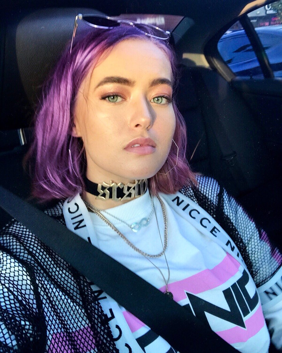 I always end up taking selfies while I’m stuck in the LA traffic..